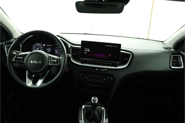 Kia Ceed Sportswagon 1.5 T-GDi DynamicPlusLine Apple Carplay/Android Auto - Cruise Control - Dodehoekdetectie - Navigatie - Stuur/Stoelverwarming - Fabrieksgarantie tot 09-2031