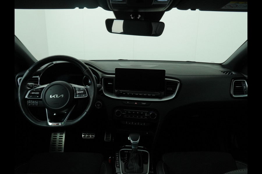 Kia Ceed Sportswagon 1.5 T-GDi GT-Line Automaat - Stoel-/Stuurverwarming - Apple Carplay/Android Auto - Elektrisch bedienbare Achterklep - Schuif-/Kanteldak - - Fabrieksgarantie tot 2030