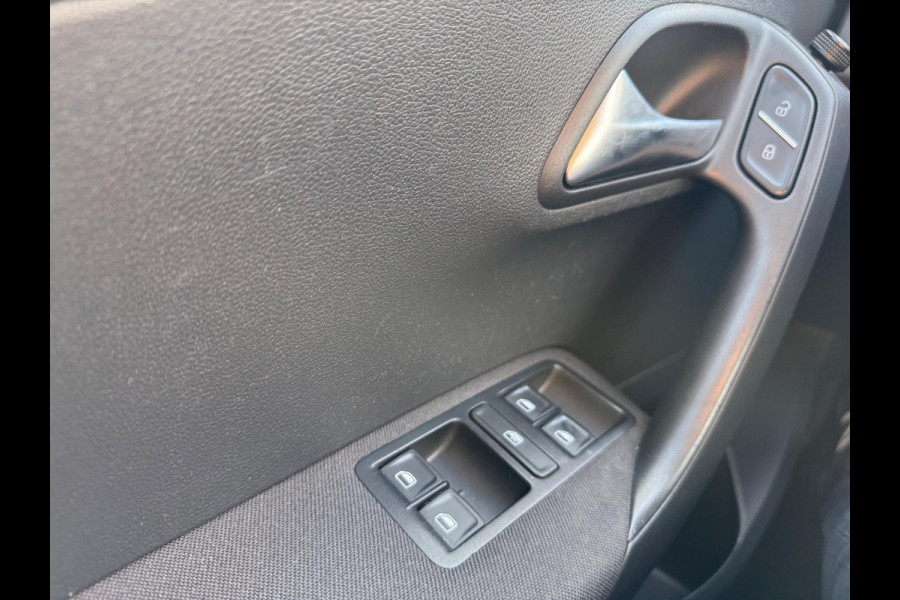 Volkswagen Polo 1.0 BlueMotion Edition DSG PDC Cruise control 95 PK