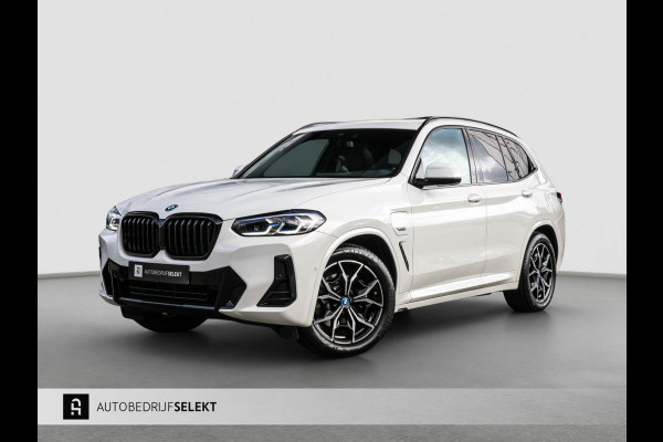 BMW X3 XDrive30e M-SPORT - PANO - TREKAAK - LASER - VOL!!