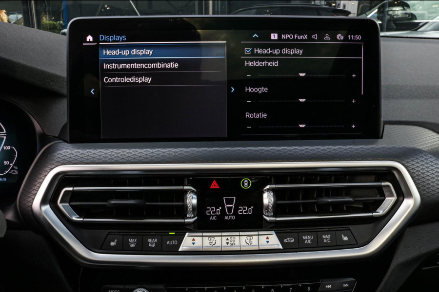 BMW X3 XDrive30e M-SPORT - PANO - TREKAAK - LASER - VOL!!