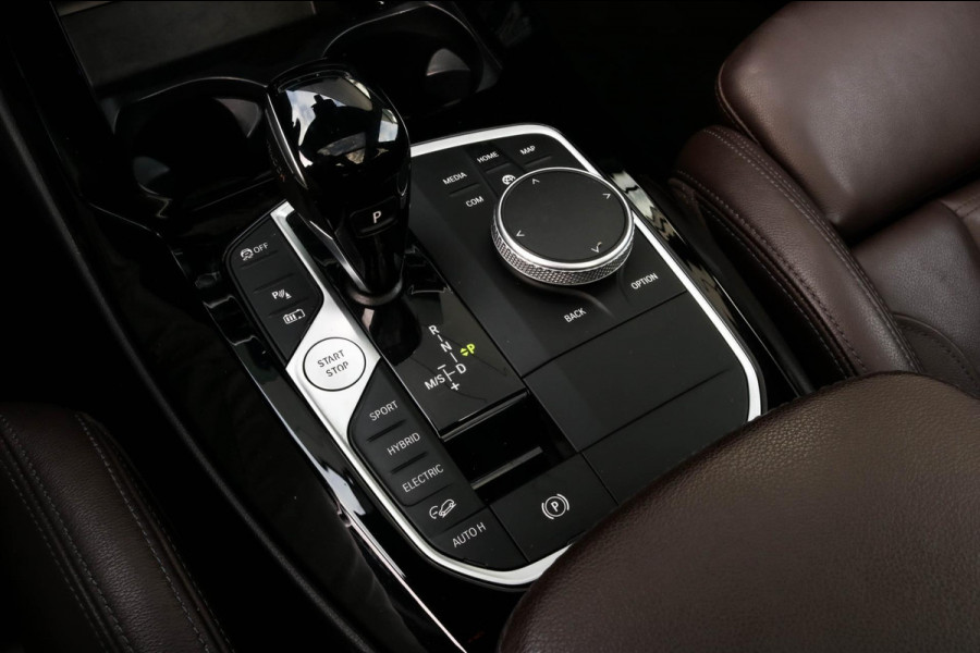 BMW X3 XDrive30e M-SPORT - PANO - TREKAAK - LASER - VOL!!