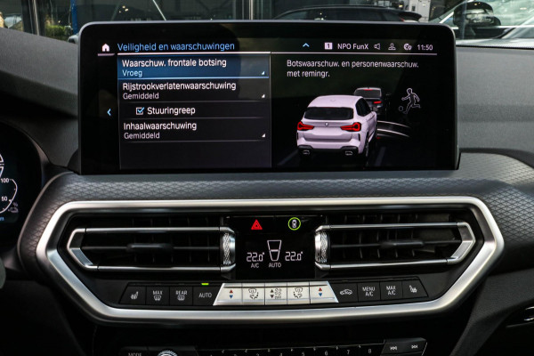 BMW X3 XDrive30e M-SPORT - PANO - TREKAAK - LASER - VOL!!