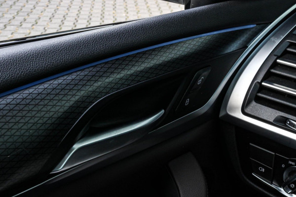 BMW X3 XDrive30e M-SPORT - PANO - TREKAAK - LASER - VOL!!