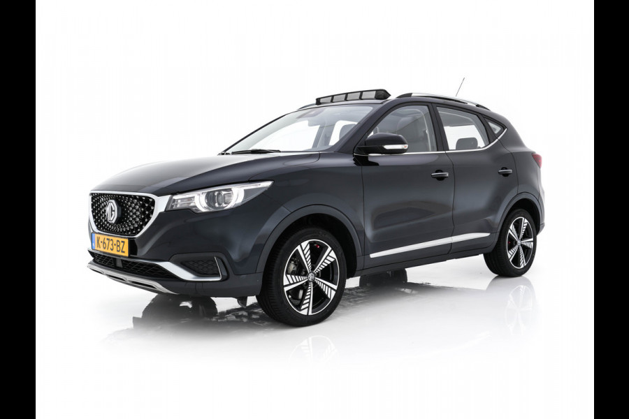 MG ZS EV Luxury 45 kWh (INCL.BTW) Aut. *PANO | LEATHER | CCS-FASTLOADER | KEYLESS | NAVI-FULLMAP | ADAPTIVE-CRUISE | CAMERA | HEATED-SPORTSEATS | CARPLAY | BLINDSPOT | DAB | LANE-ASSIST | PRIVACY-GLASS | 17''ALU*