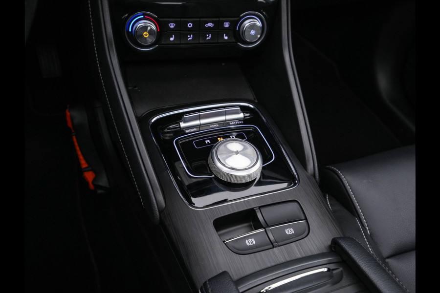 MG ZS EV Luxury 45 kWh (INCL.BTW) Aut. *PANO | LEATHER | CCS-FASTLOADER | KEYLESS | NAVI-FULLMAP | ADAPTIVE-CRUISE | CAMERA | HEATED-SPORTSEATS | CARPLAY | BLINDSPOT | DAB | LANE-ASSIST | PRIVACY-GLASS | 17''ALU*