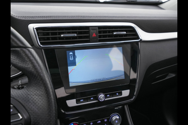 MG ZS EV Luxury 45 kWh (INCL.BTW) Aut. *PANO | LEATHER | CCS-FASTLOADER | KEYLESS | NAVI-FULLMAP | ADAPTIVE-CRUISE | CAMERA | HEATED-SPORTSEATS | CARPLAY | BLINDSPOT | DAB | LANE-ASSIST | PRIVACY-GLASS | 17''ALU*