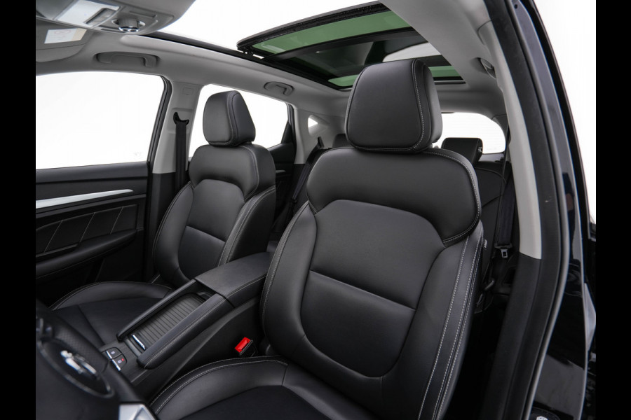 MG ZS EV Luxury 45 kWh (INCL.BTW) Aut. *PANO | LEATHER | CCS-FASTLOADER | KEYLESS | NAVI-FULLMAP | ADAPTIVE-CRUISE | CAMERA | HEATED-SPORTSEATS | CARPLAY | BLINDSPOT | DAB | LANE-ASSIST | PRIVACY-GLASS | 17''ALU*