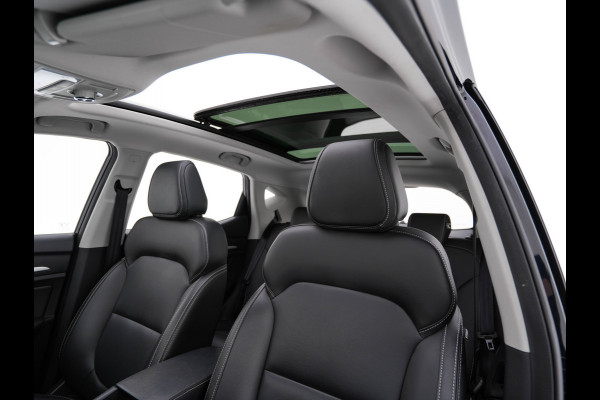 MG ZS EV Luxury 45 kWh (INCL.BTW) Aut. *PANO | LEATHER | CCS-FASTLOADER | KEYLESS | NAVI-FULLMAP | ADAPTIVE-CRUISE | CAMERA | HEATED-SPORTSEATS | CARPLAY | BLINDSPOT | DAB | LANE-ASSIST | PRIVACY-GLASS | 17''ALU*