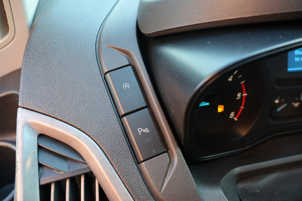 Ford Transit Custom 310 2.0 TDCI L2H1 | Automaat | L+R Schuifdeur | CarPlay | Stoelverwarming | Cruise control | 3-Zitter | Elek. ramen | Airco | Euro 6 | Lengte 2