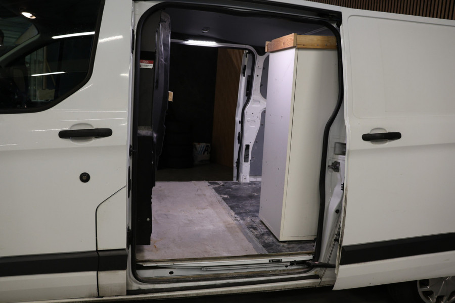 Ford Transit Custom 310 2.0 TDCI L2H1 | Automaat | L+R Schuifdeur | CarPlay | Stoelverwarming | Cruise control | 3-Zitter | Elek. ramen | Airco | Euro 6 | Lengte 2