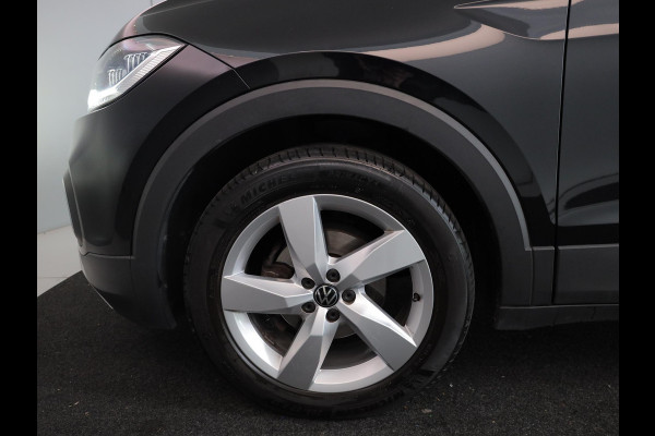 Volkswagen T-Cross 1.0 TSI Style 110 pk Automaat (DSG) | Navigatie via App | Parkeersensoren | Achteruitrijcamera | Stoelverwarming | Adaptieve cruise control |