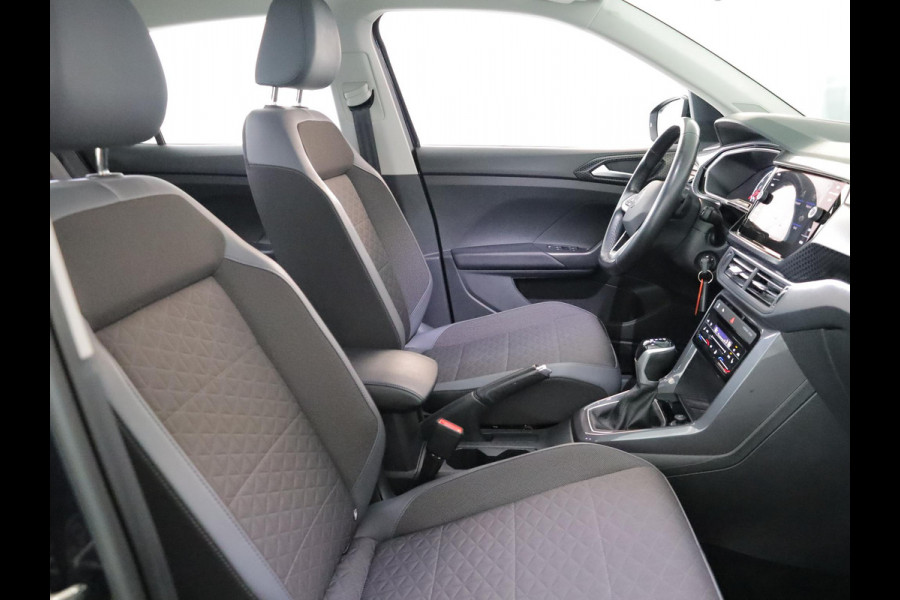 Volkswagen T-Cross 1.0 TSI Style 110 pk Automaat (DSG) | Navigatie via App | Parkeersensoren | Achteruitrijcamera | Stoelverwarming | Adaptieve cruise control |