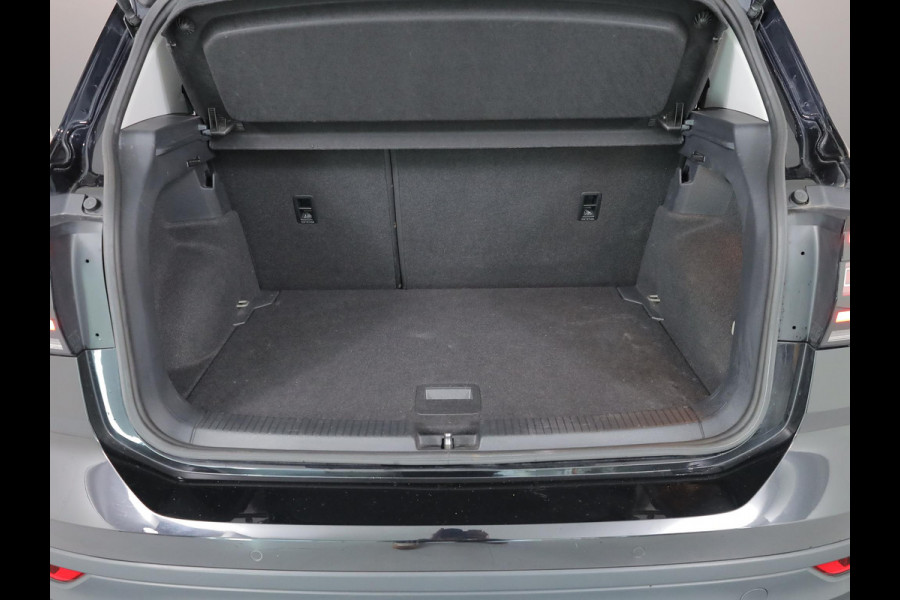 Volkswagen T-Cross 1.0 TSI Style 110 pk Automaat (DSG) | Navigatie via App | Parkeersensoren | Achteruitrijcamera | Stoelverwarming | Adaptieve cruise control |