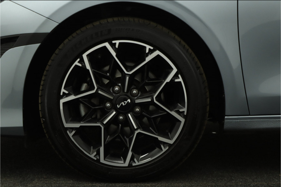 Kia Ceed Sportswagon 1.5 T-GDi GT-Line Apple Carplay/Android Auto - Cruise Control - Dodehoekdetectie - Panoramadak - Navigatie - Stuur/Stoelverwarming Fabrieksgarantie tot 07-2031