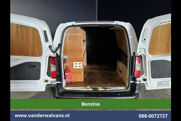 Citroën Berlingo 1.2 PureTech 111pk **Benzine** L1H1 inrichting Euro6 Airco | 3-Zits | Camera | Navigatie | Apple Carplay Cruisecontrol, Android Auto, Parkeersensoren