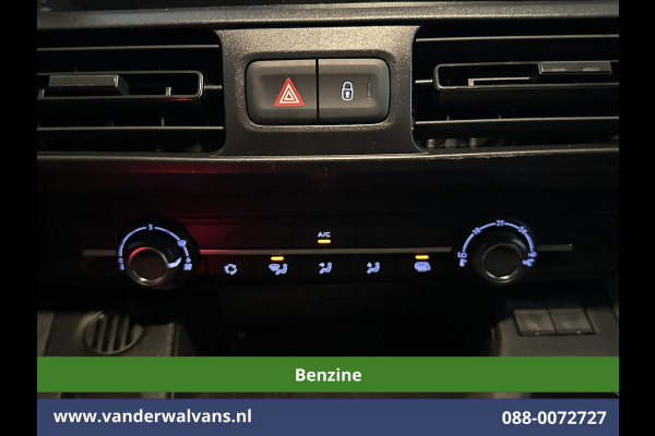 Citroën Berlingo 1.2 PureTech 111pk **Benzine** L1H1 inrichting Euro6 Airco | 3-Zits | Camera | Navigatie | Apple Carplay Cruisecontrol, Android Auto, Parkeersensoren