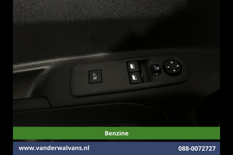 Citroën Berlingo 1.2 PureTech 111pk **Benzine** L1H1 inrichting Euro6 Airco | 3-Zits | Camera | Navigatie | Apple Carplay Cruisecontrol, Android Auto, Parkeersensoren