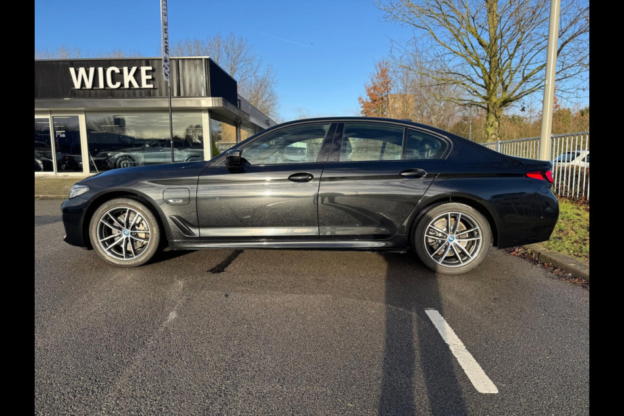 BMW 5 Serie 530e Executive Leder H&K Camera Led M Pakket 2023