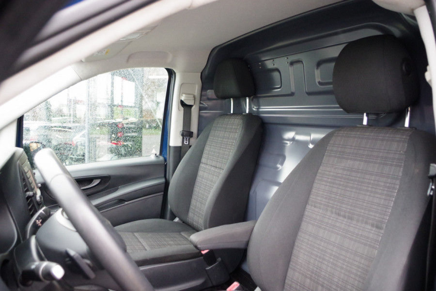 Mercedes-Benz Vito 114 CDI Lang, Trekhaak, Cruise Control, Navigatie, Bluetooth