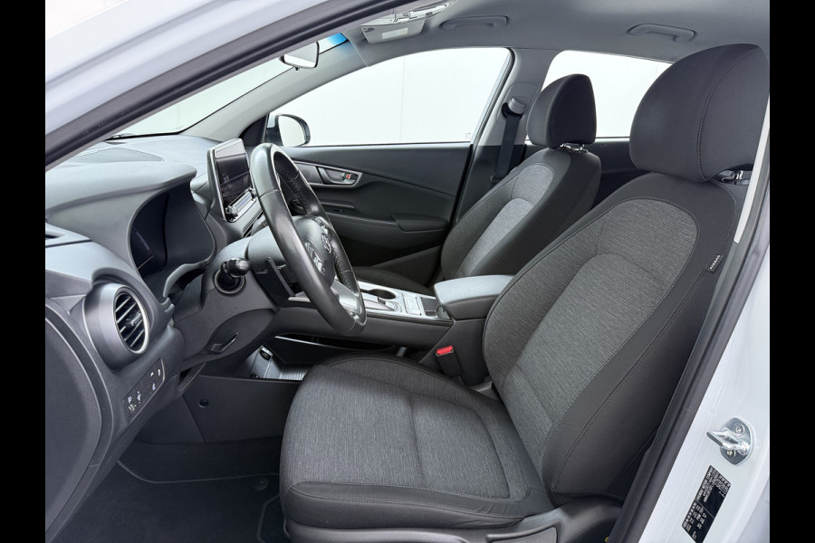 Hyundai Kona EV 64kWh SOH 94% Warmtepomp Adap.Cruise Apple Carplay Android Auto Krell®-Hifi Navi Ecc Camera Comfort Blind Spot Lane Assist Keyless Isofix DAB Led