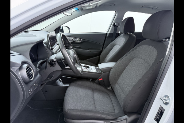 Hyundai Kona EV 64kWh SOH 94% Warmtepomp Adap.Cruise Apple Carplay Android Auto Krell®-Hifi Navi Ecc Camera Comfort Blind Spot Lane Assist Keyless Isofix DAB Led