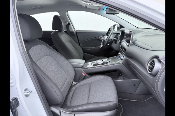 Hyundai Kona EV 64kWh SOH 94% Warmtepomp Adap.Cruise Apple Carplay Android Auto Krell®-Hifi Navi Ecc Camera Comfort Blind Spot Lane Assist Keyless Isofix DAB Led