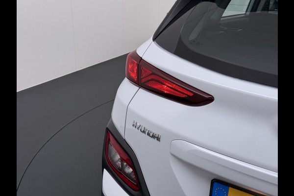 Hyundai Kona EV 64kWh SOH 94% Warmtepomp Adap.Cruise Apple Carplay Android Auto Krell®-Hifi Navi Ecc Camera Comfort Blind Spot Lane Assist Keyless Isofix DAB Led