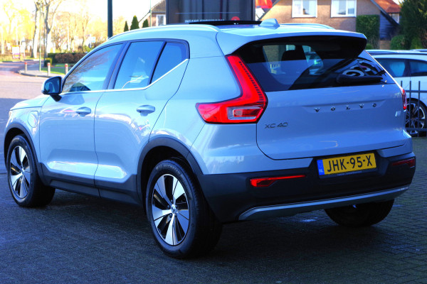 Volvo XC40 1.5 T4 Recharge Inscription Expression 211 PK PHEV, Panoramadak, Trekhaak, Camera, Carplay, Climate Control
