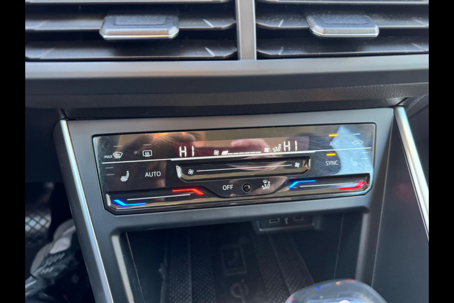 Volkswagen Polo 1.0 TSI Life Business DSG Navigatie APPLE Carplay