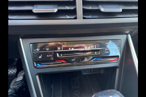 Volkswagen Polo 1.0 TSI Life Business DSG Navigatie APPLE Carplay