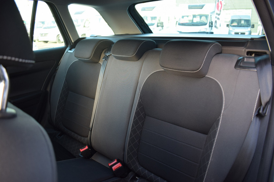 Škoda Fabia Combi 1.0 TSI Ambition | Automaat | Trekhaak | Apple CarPlay | Cruise