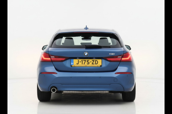 BMW 1-serie 118IA 140PK AUT. EXECUTIVE EDITION HEAD-UP/NAVI/CAMERA