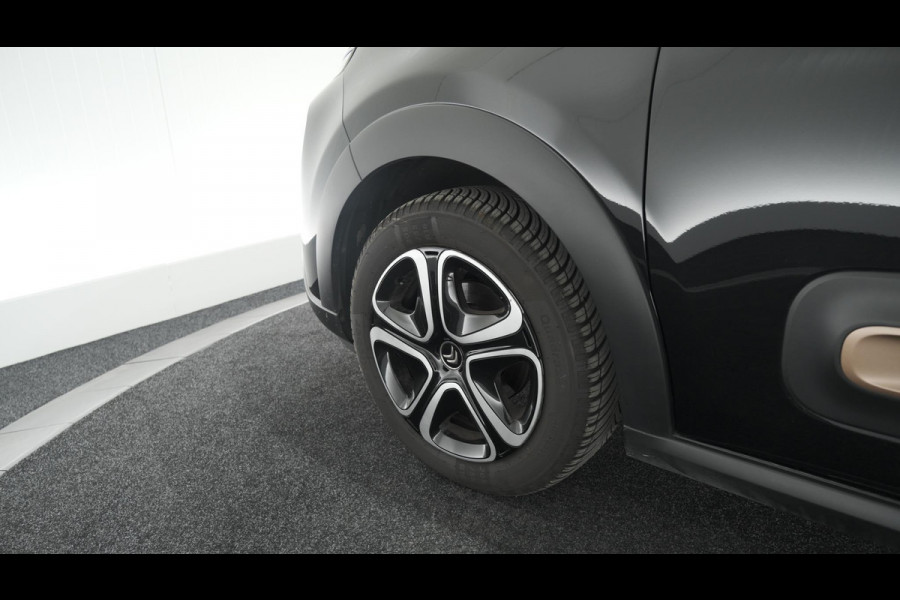 Citroën C3 PureTech 83 C-Series | Apple Carplay | Stoelverwarming | Climate Control | Parkeersensoren | Allseason Banden