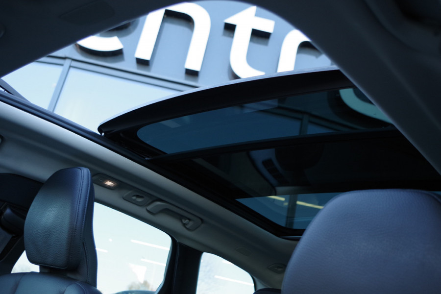 Volvo XC60 2.0 T6 LongRange Plug-in Hybrid AWD 350 PK Inscription Expression, Leder, Panoramadak, Camera,