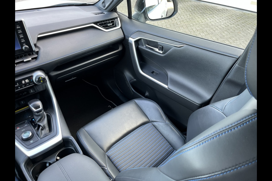 Toyota RAV4 2.5 Hybrid AWD Dyn.