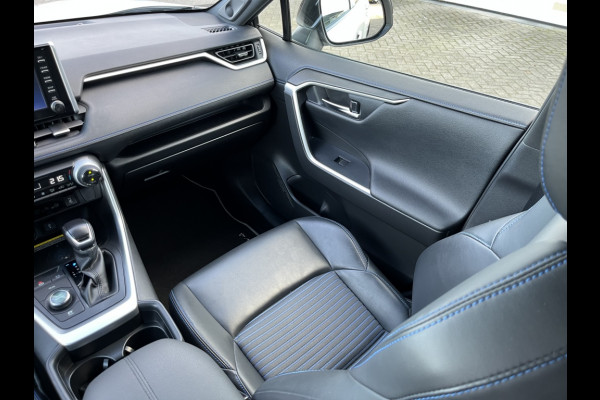 Toyota RAV4 2.5 Hybrid AWD Dyn.