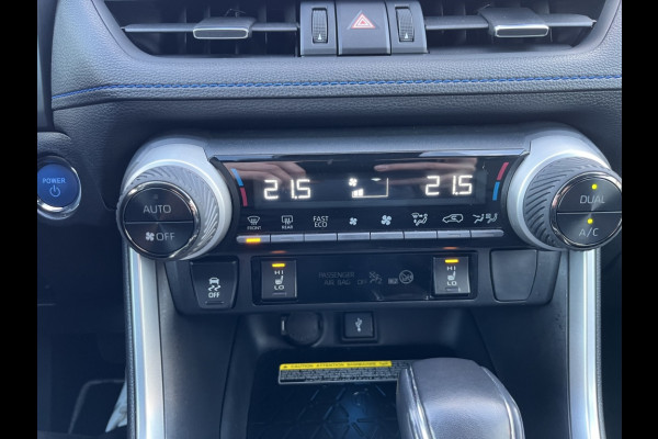 Toyota RAV4 2.5 Hybrid AWD Dyn.