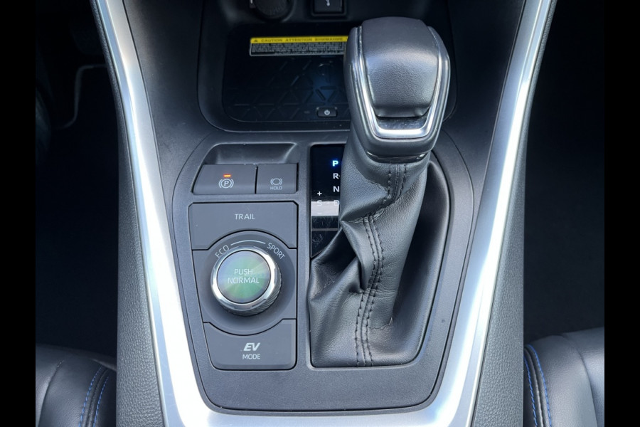 Toyota RAV4 2.5 Hybrid AWD Dyn.