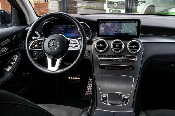 Mercedes-Benz GLC 300e 4MATIC AMG - MEMORY - 360 CAM - CARPLAY GLC300 - DEALER ONDERHOUDEN - EERSTE EIGENAAR - NIGHT PAKKET
