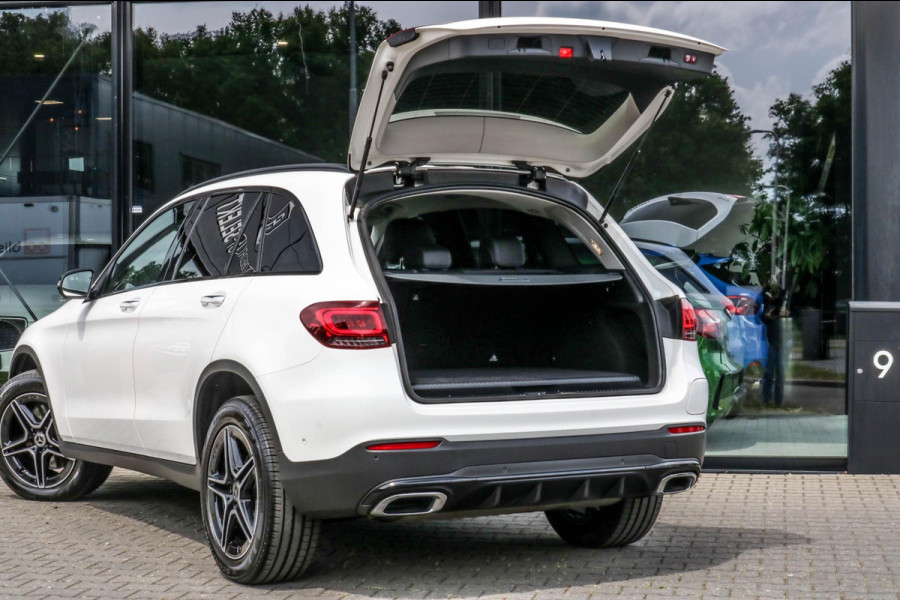 Mercedes-Benz GLC 300e 4MATIC AMG - MEMORY - 360 CAM - CARPLAY GLC300 - DEALER ONDERHOUDEN - EERSTE EIGENAAR - NIGHT PAKKET