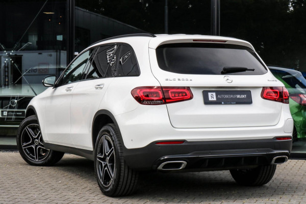 Mercedes-Benz GLC 300e 4MATIC AMG - MEMORY - 360 CAM - CARPLAY GLC300 - DEALER ONDERHOUDEN - EERSTE EIGENAAR - NIGHT PAKKET