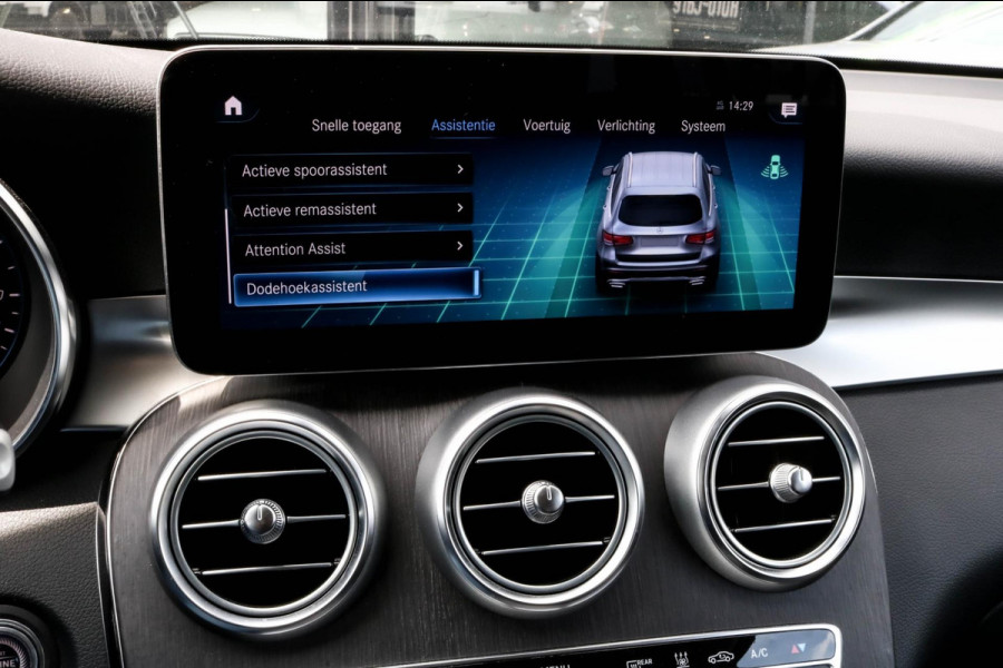 Mercedes-Benz GLC 300e 4MATIC AMG - MEMORY - 360 CAM - CARPLAY GLC300 - DEALER ONDERHOUDEN - EERSTE EIGENAAR - NIGHT PAKKET