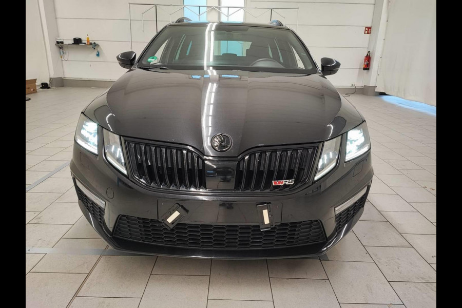Škoda Octavia Combi 2.0 TSI RS 245 Business