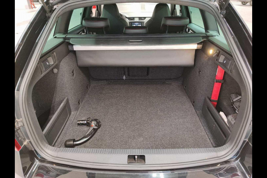 Škoda Octavia Combi 2.0 TSI RS 245 Business