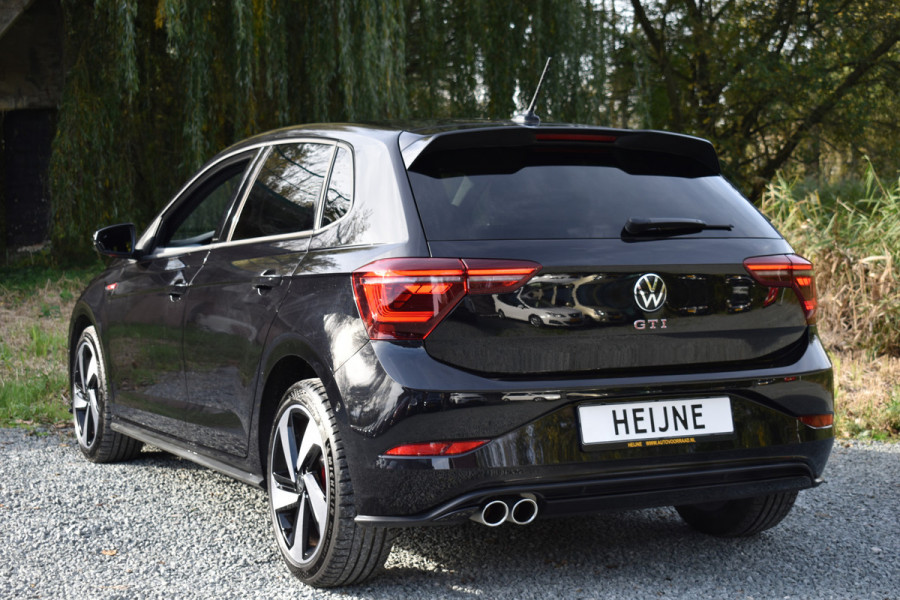 Volkswagen Polo 2.0 TSI GTI TSI 210PK DSG GTI-SPORT IQ-LIGHT/PDC/CARPLAY