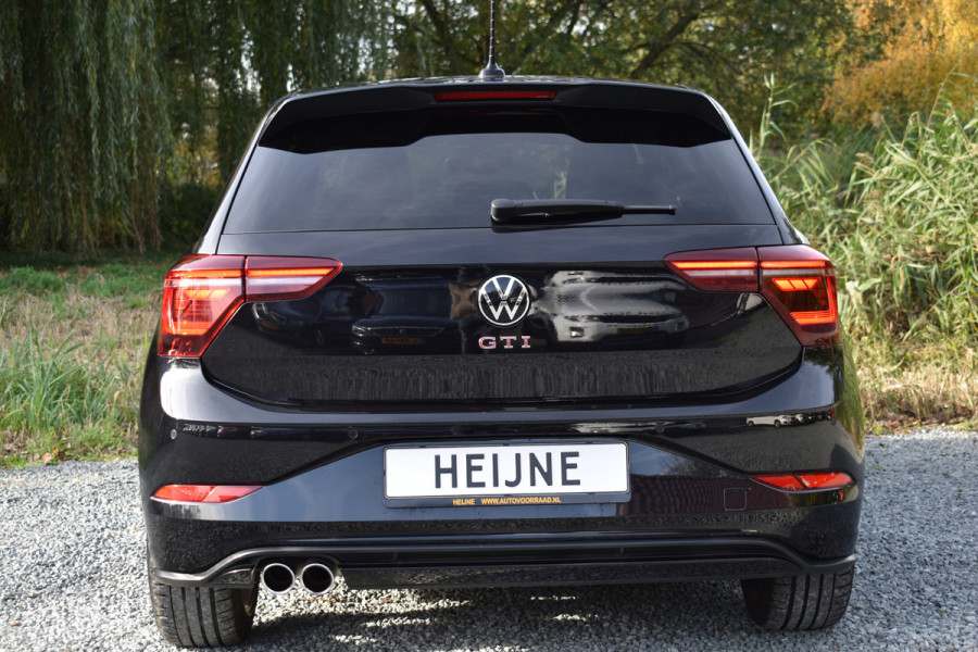 Volkswagen Polo 2.0 TSI GTI TSI 210PK DSG GTI-SPORT IQ-LIGHT/PDC/CARPLAY