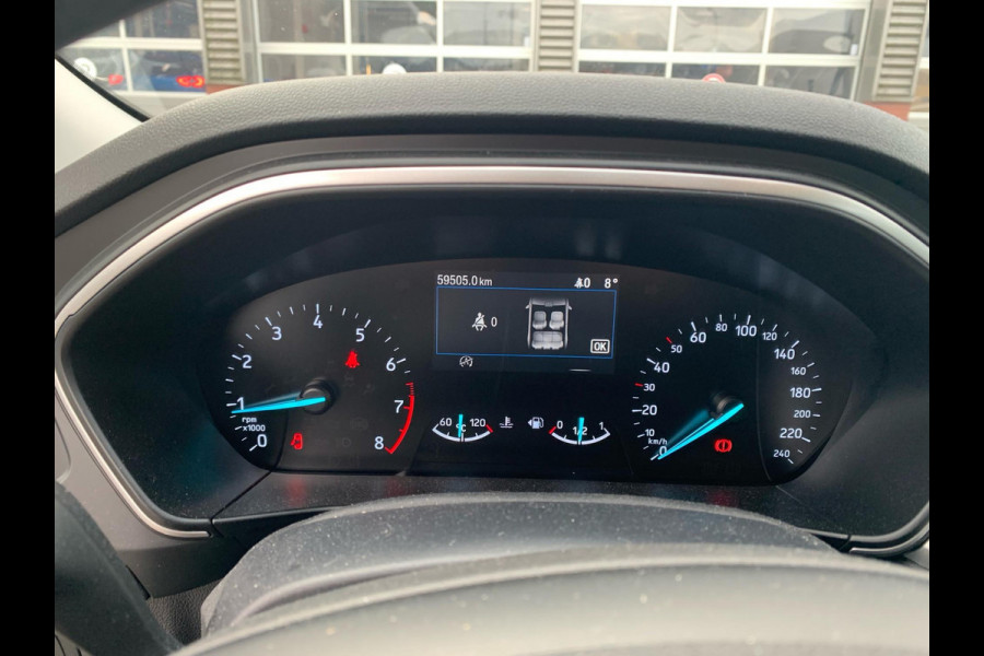 Ford Focus 1.0 EcoBoost Trend Edition Business | Trekhaak | Navigatie | Cruise Control | Airconditioning