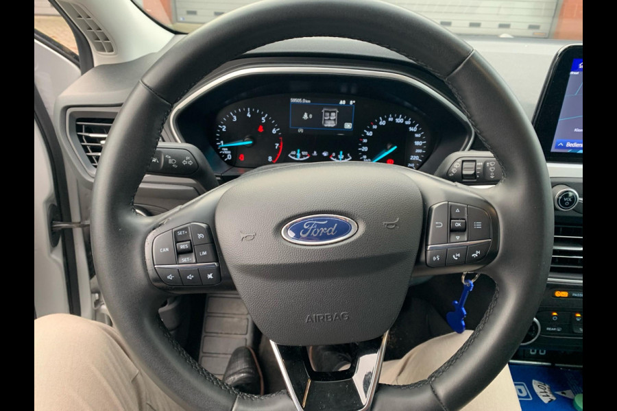 Ford Focus 1.0 EcoBoost Trend Edition Business | Trekhaak | Navigatie | Cruise Control | Airconditioning