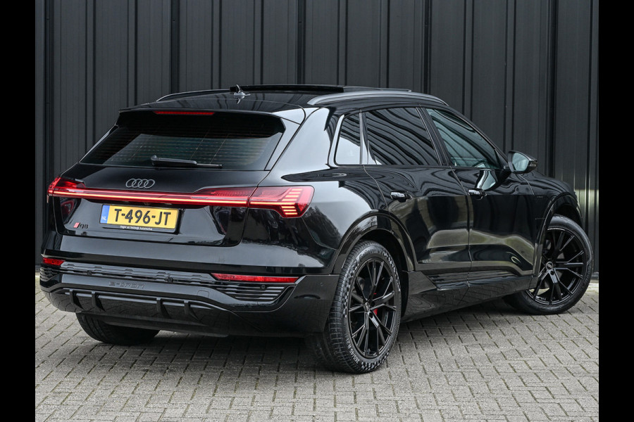 Audi Q8 e-tron 50 quattro S Edition 95 kWh · NL-auto · Panoramadak · RS-seats Memory seats · Leder · Adaptive cruise · Keyless · Stuurverwarmin